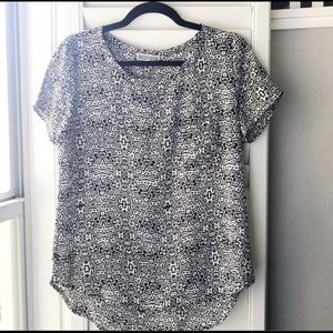 Black & White Medium blouse